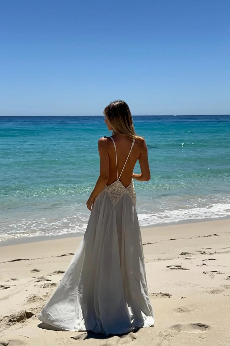 Lavinia Plunging V Maxi Dress-ROVOLE