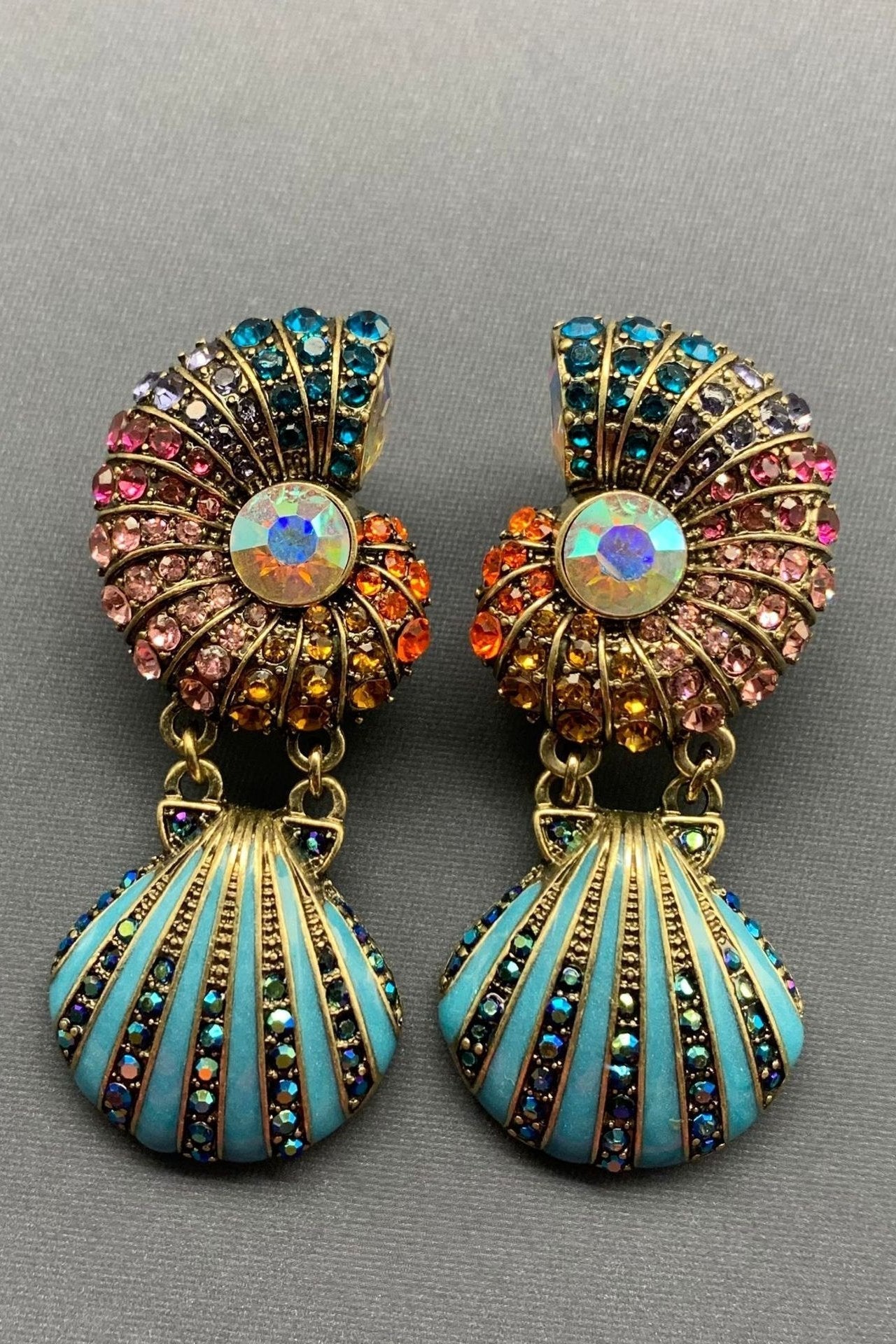 Amalia Flicker Shell Earrings-ROVOLE
