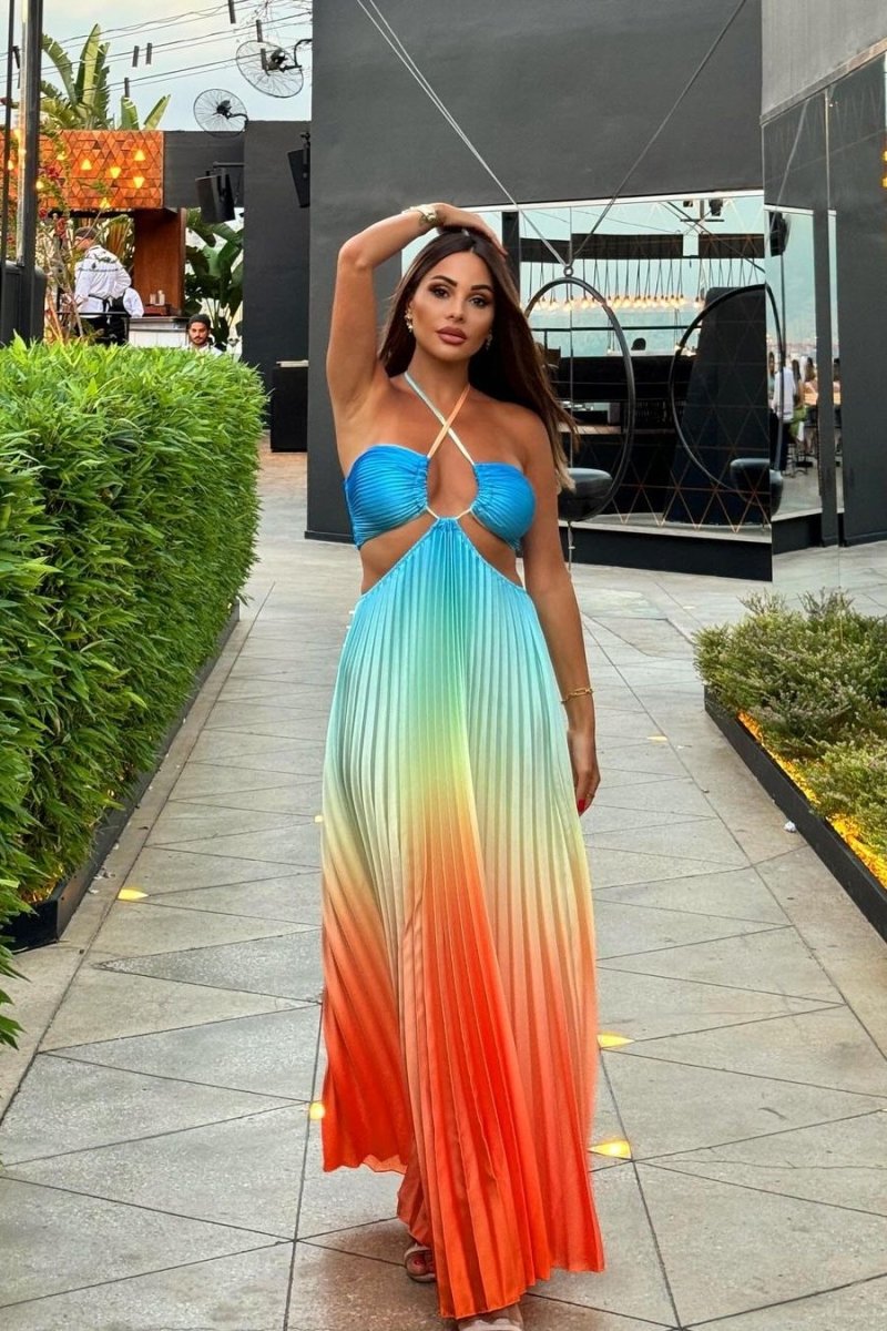 Belle Gradient Pleated Maxi Dress-ROVOLE