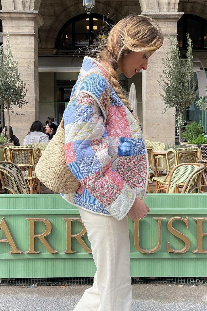 Enid Printed Convertible Quilted Jacket-ROVOLE