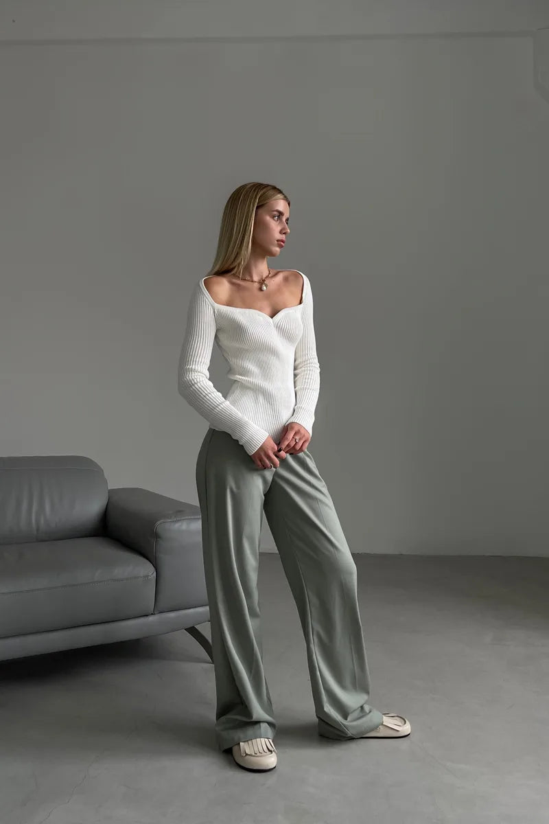 Women's Jumper With Shaped Cut In Milky-ROVOLE