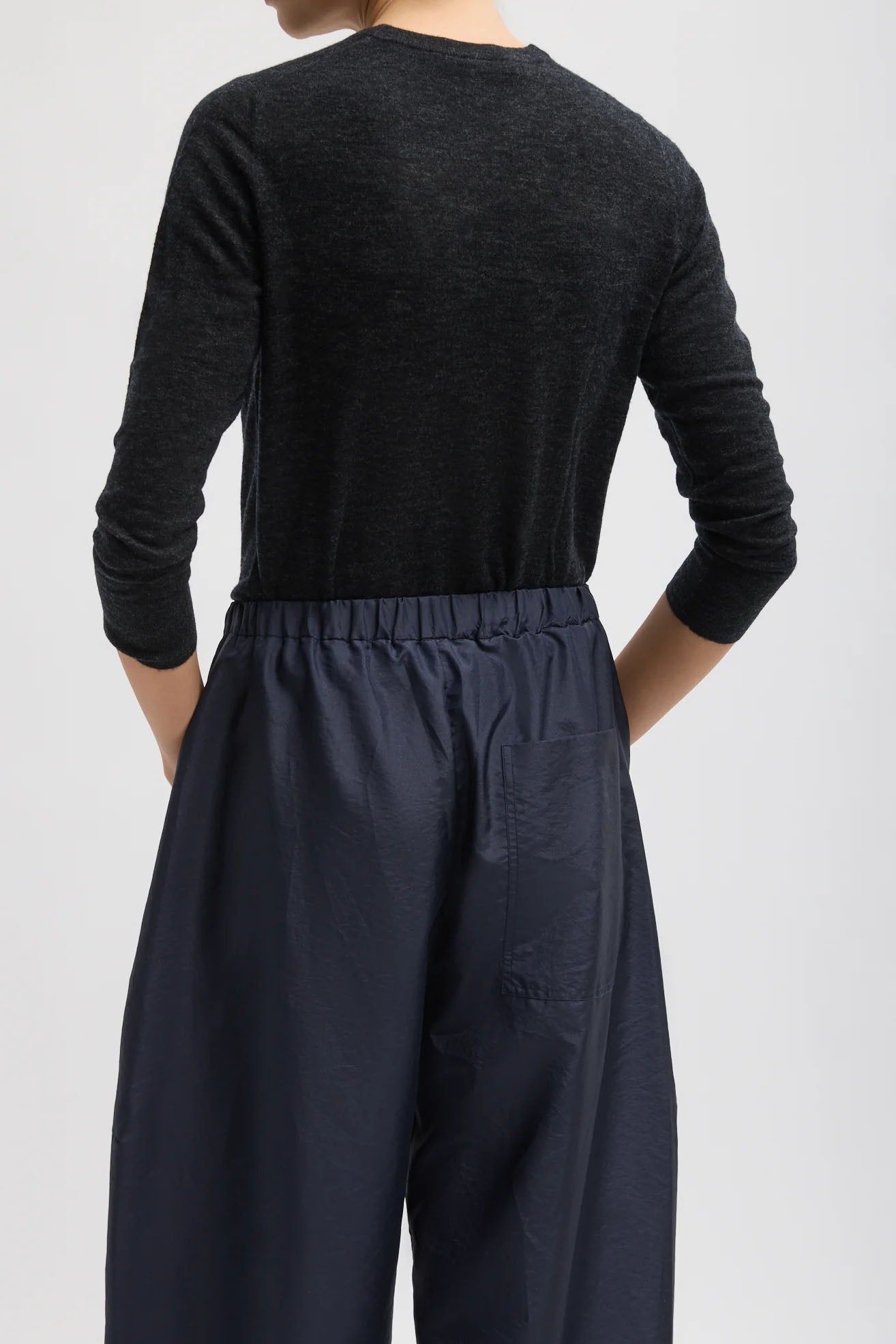 Loose Winslow Nylon Pants-ROVOLE