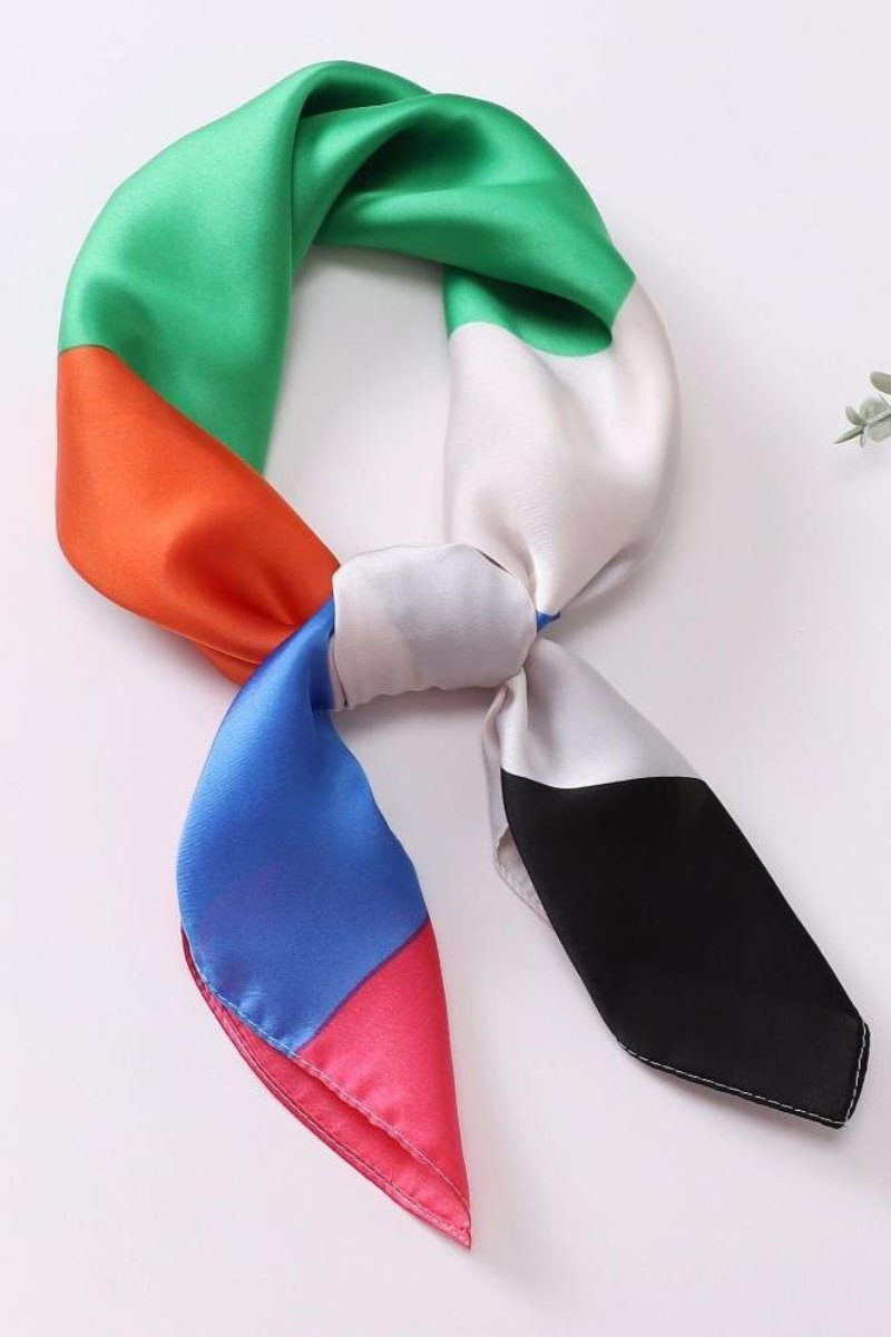 Sandra Abstract Print Headscarf-ROVOLE