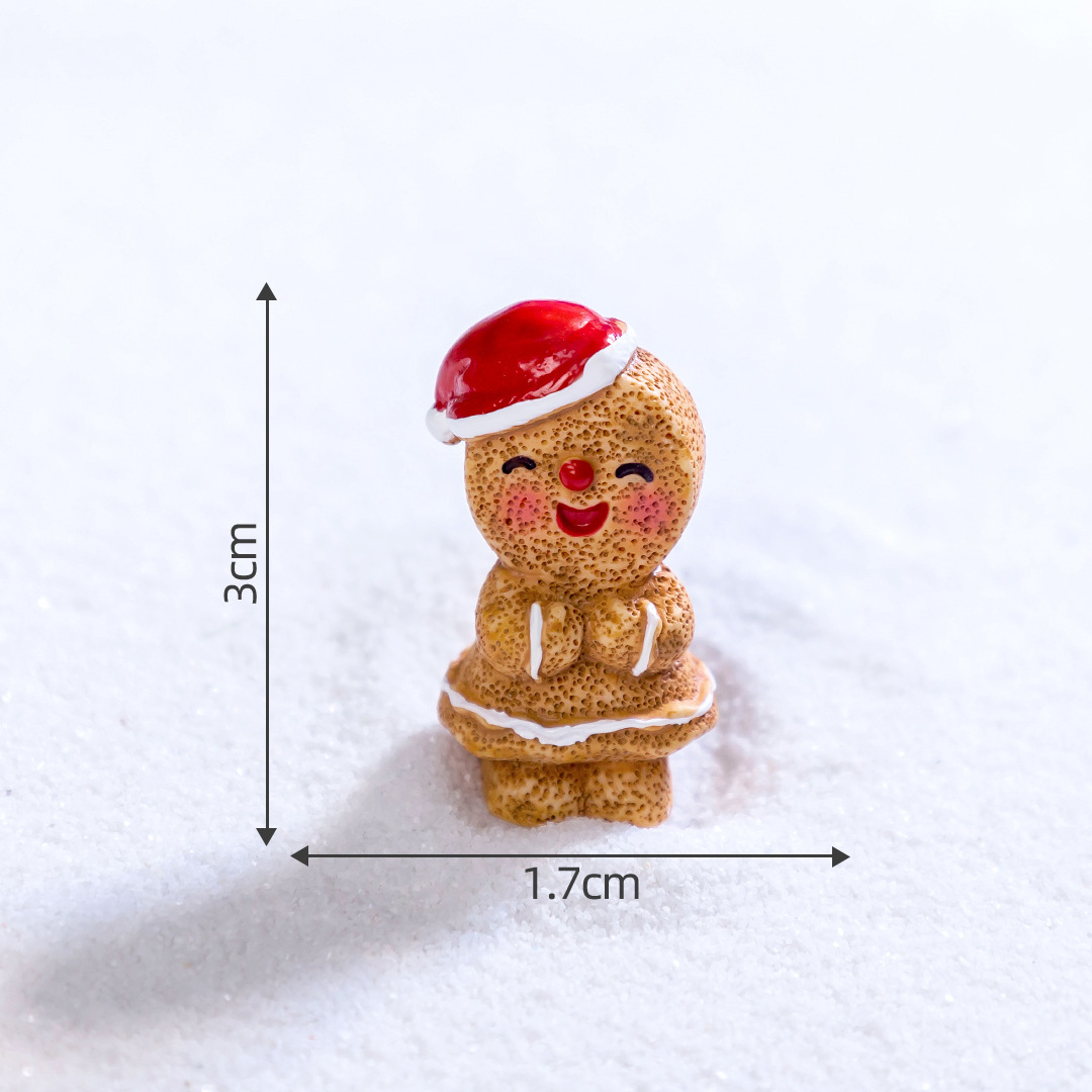 Small GingerMan Figurine Set Mini Christmas Accessories Collection for DIY Decorations & Desktop Display - 