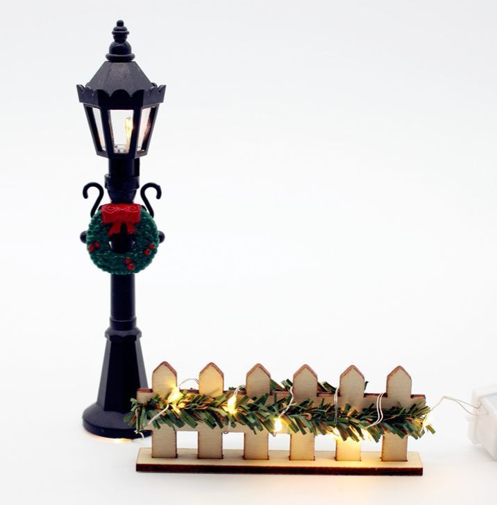 Christmas Street Lamp Fence Ornament Festive Mini DollHouse Decoration for Figure - 