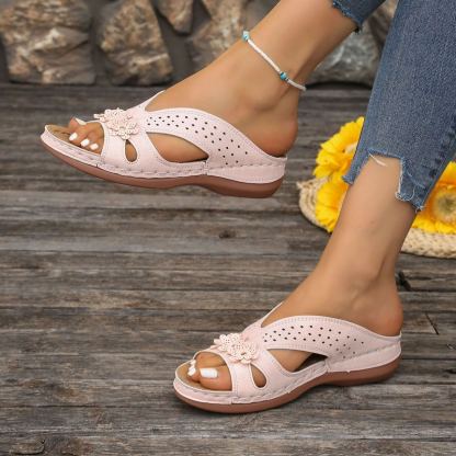 Women Wedge Heel Thick Soled Hollow Rivet Flower Slippers