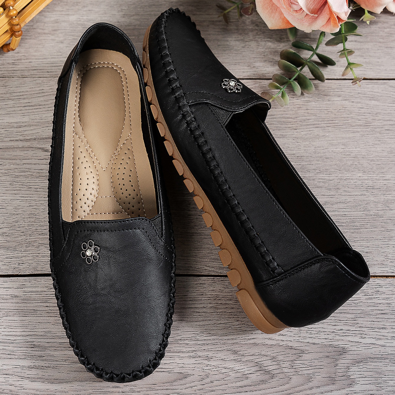 🔥Best Seller-Last Day Sale 60% OFF🔥 Orthopedic leather shoes, Lightweight, Anti-Slip, Breathable for Women