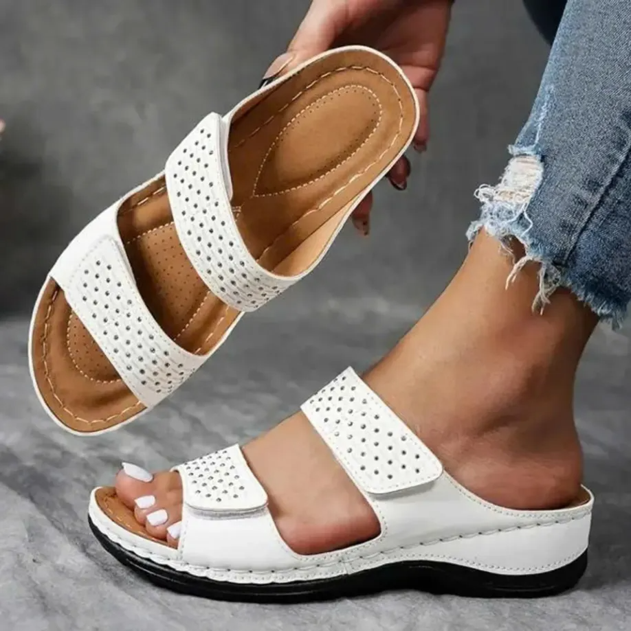 Lightweight wedge sandals with soft cushioning and arch support for women!