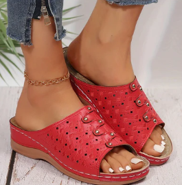 Women's Soft Comfort Sandals with Arch Support for Walking