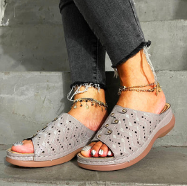 Women's Soft Comfort Sandals with Arch Support for Walking