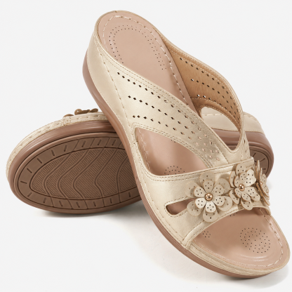 Women Wedge Heel Thick Soled Hollow Rivet Flower Slippers