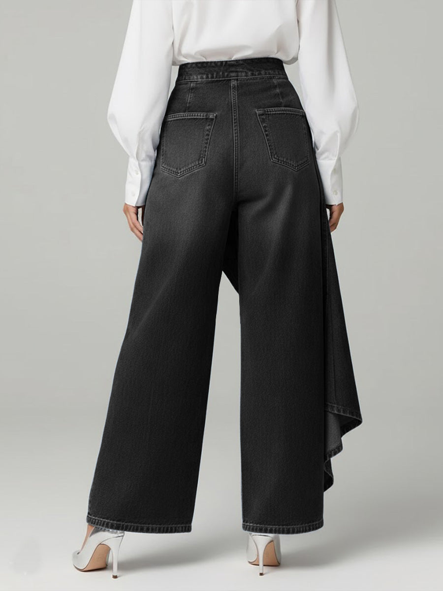 Plus Size Friendly Women's High-waisted Relaxed Fit Wide-leg Jeans With A Stylish Design.