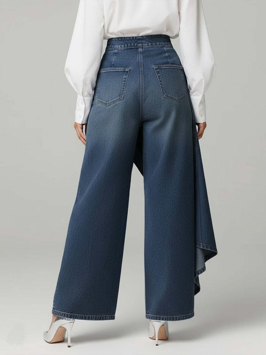 Plus Size Friendly Women's High-waisted Relaxed Fit Wide-leg Jeans With A Stylish Design.