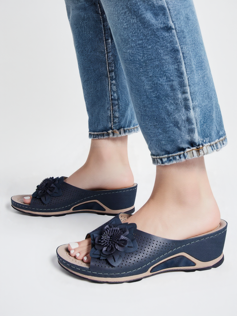 OCW Women’s 3D Flower Arch Support Sandals
