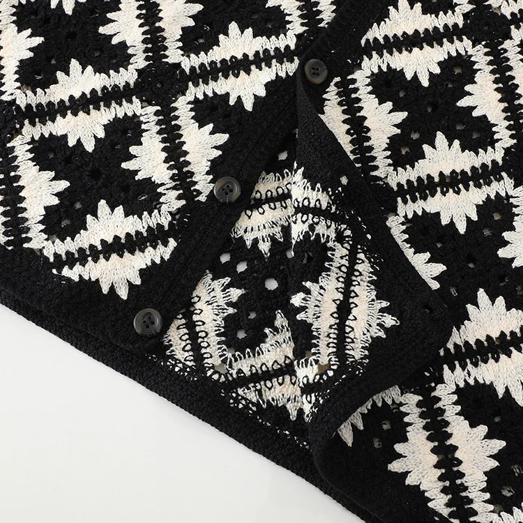 Men's Geometric Graphic Crochet Shirt - FM0101000052