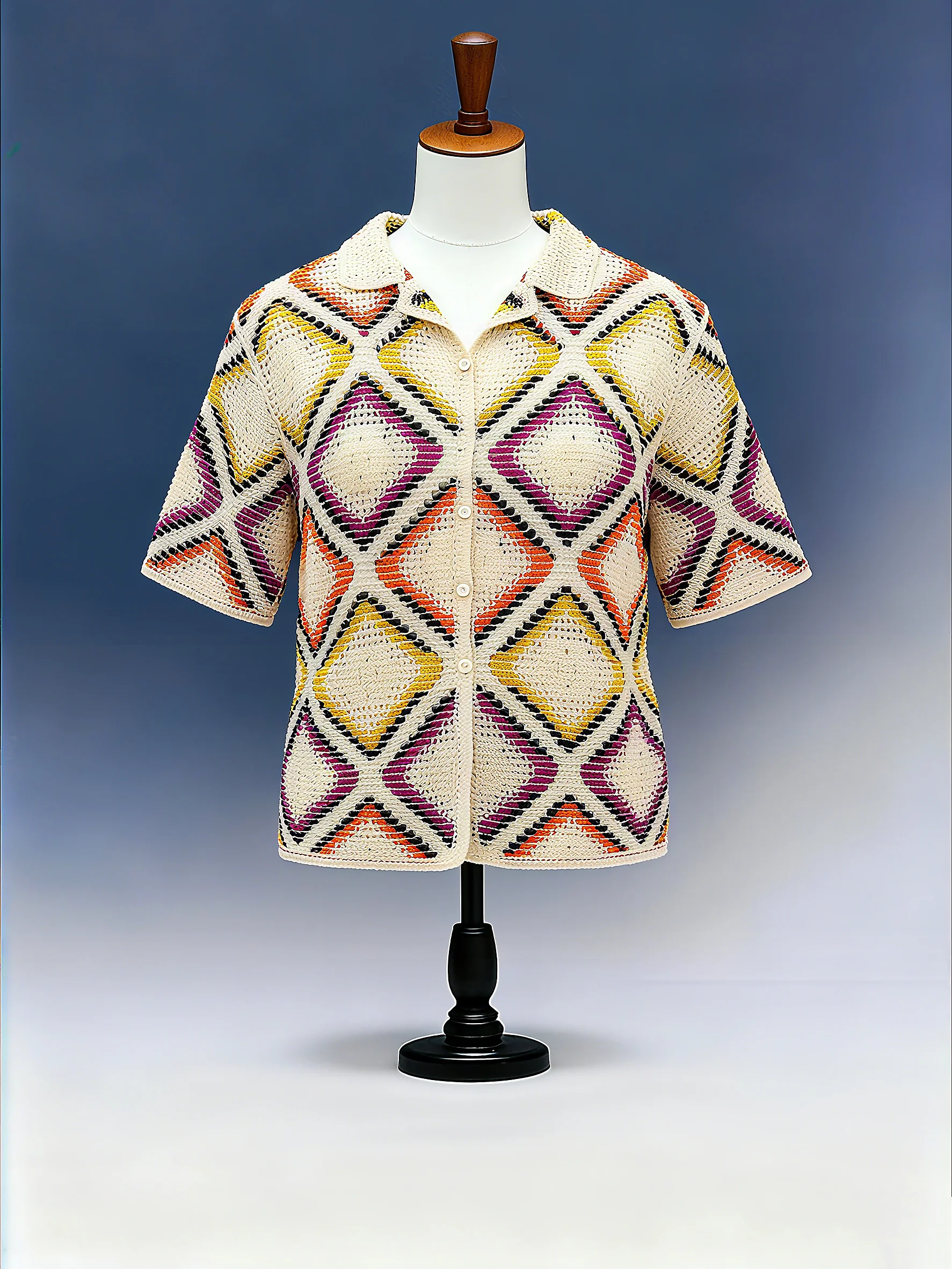 Retro Graphic Diamond Crochet Shirt - FM0102000025