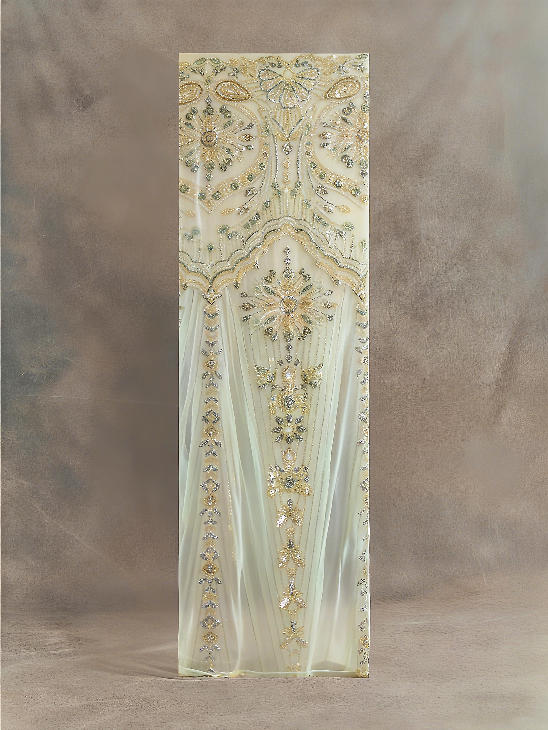 FT25-082: Premium Fabric for Abayas & Kaftans