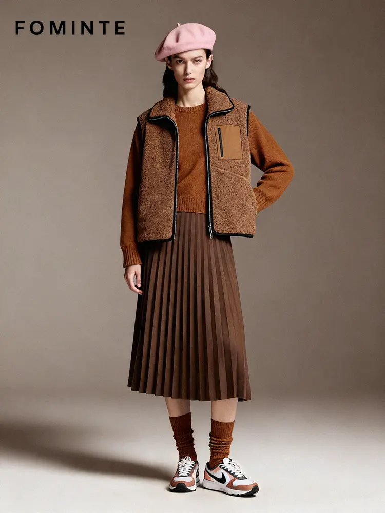 WholesaleSherpa Fleece Utility Vest with Contrast Trim - FM0302000091