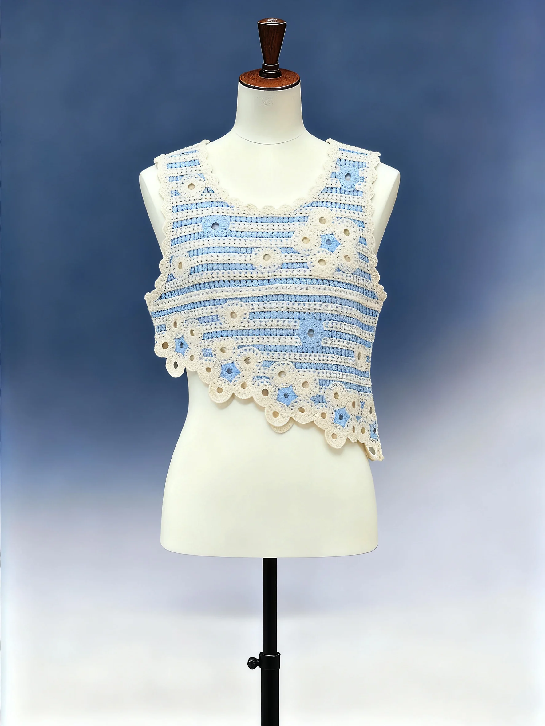 Asymmetric Floral Crochet Vest - FM0102000114