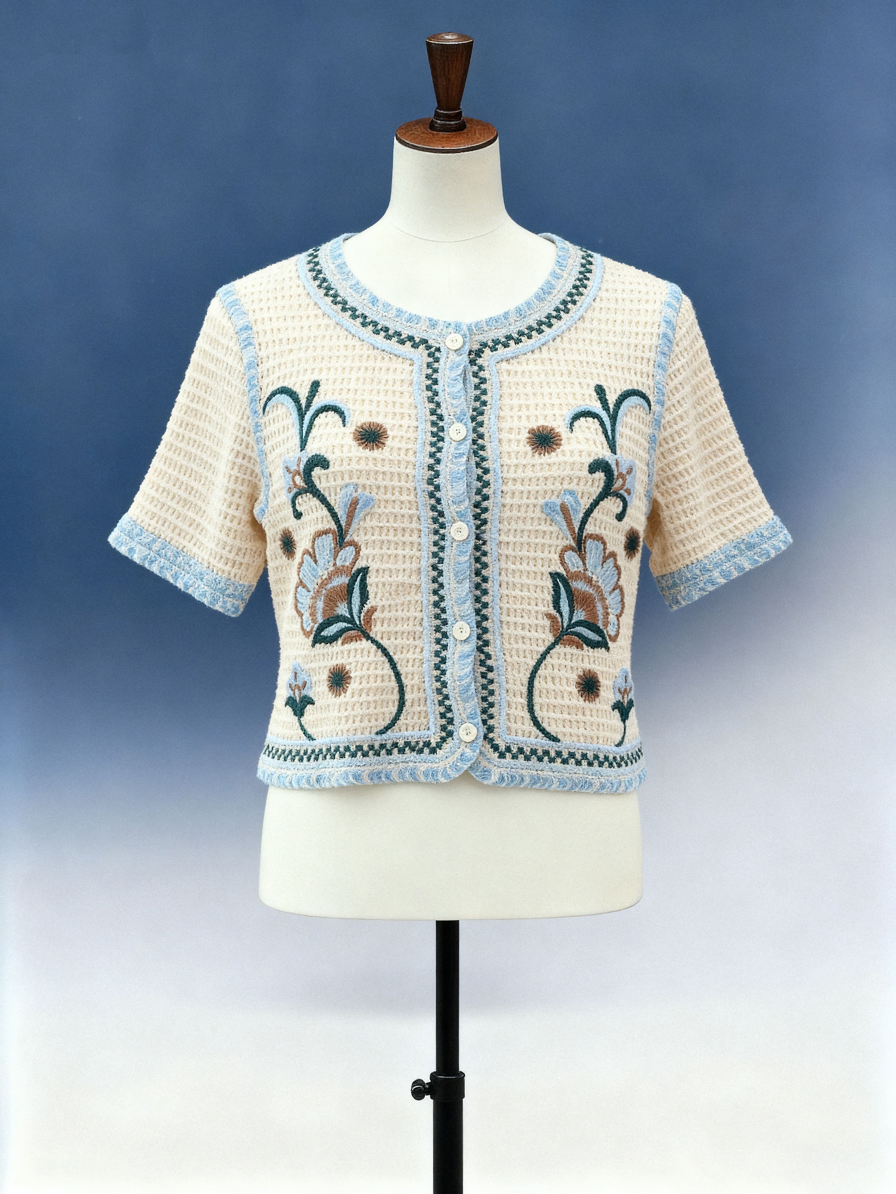 Embroidered Floral Crochet Cardigan - FM0102000173