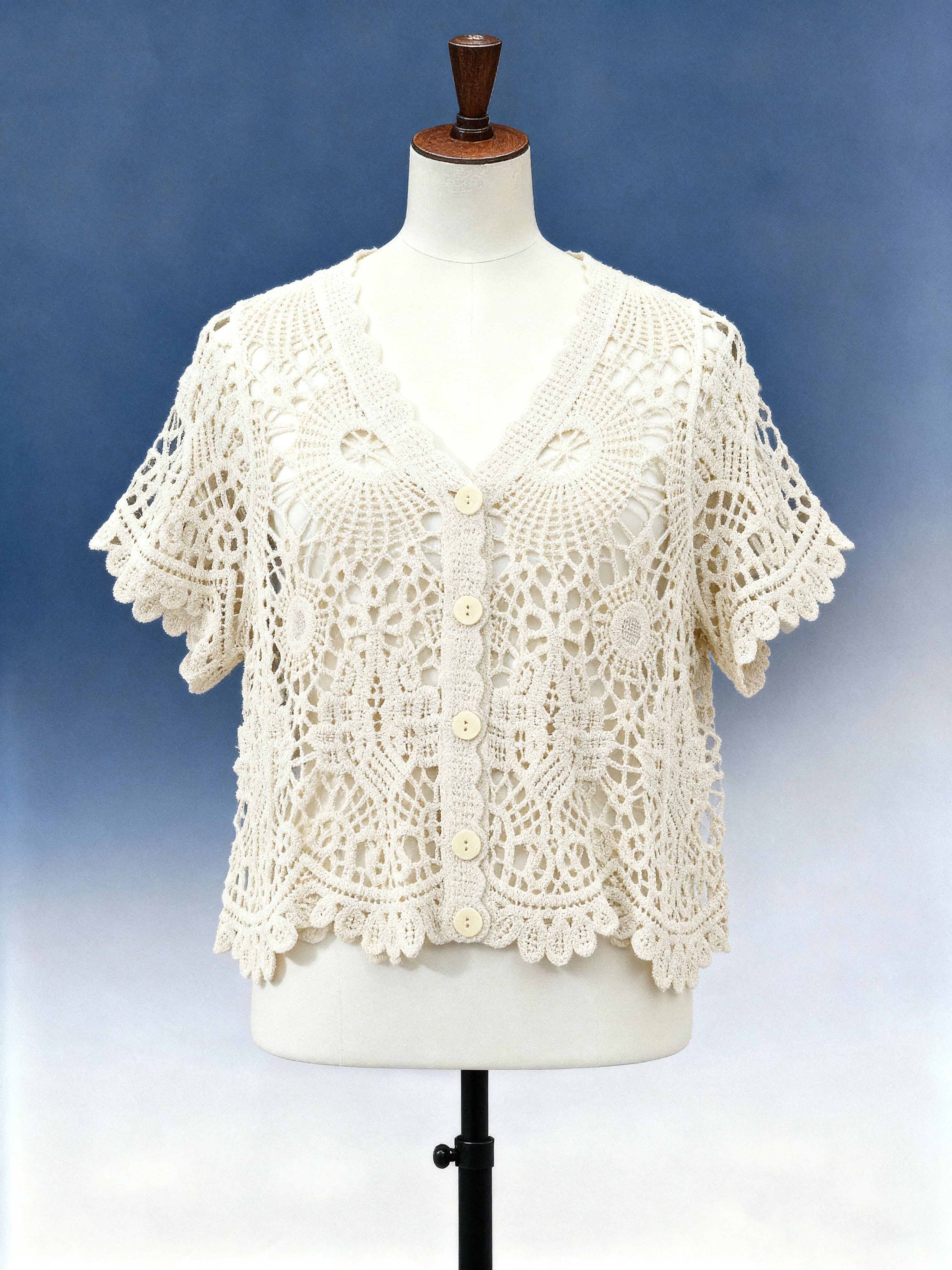 Ivory Floral Crochet Cardigan - FM0102000174