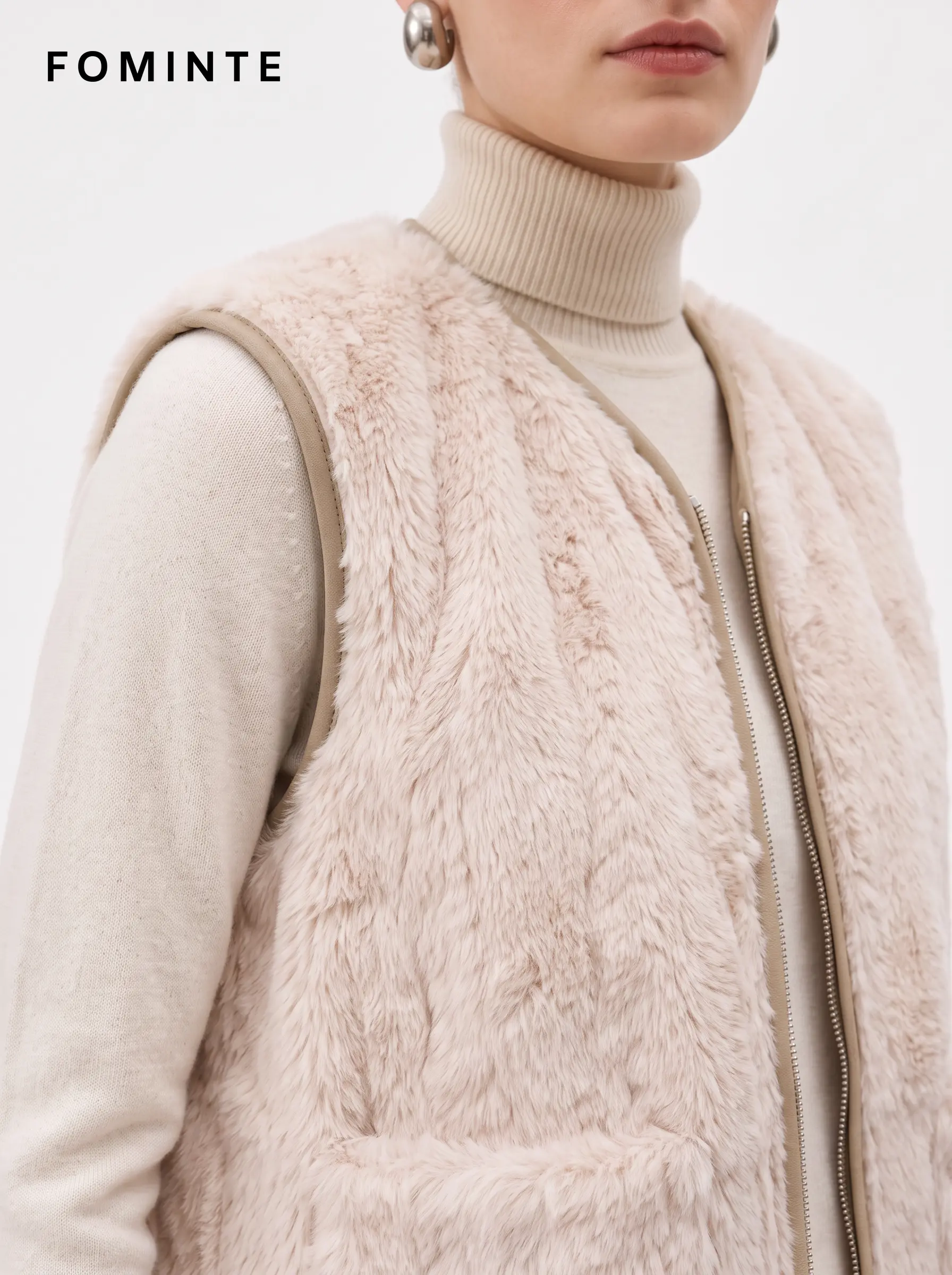 Wholesale Cable Textured Fleece Vest - FM0302000087