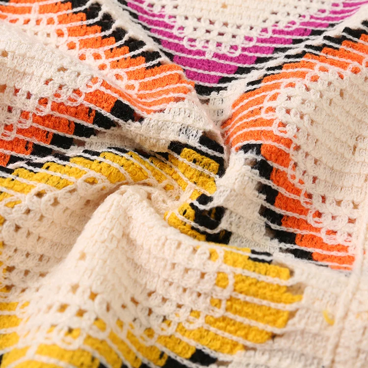 Retro Graphic Diamond Crochet Shirt - FM0102000025