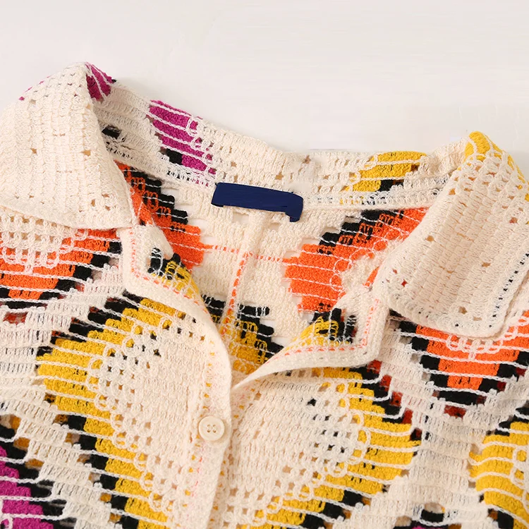 Retro Graphic Diamond Crochet Shirt - FM0102000025