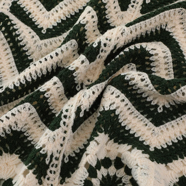 Retro Floral Crochet Crop Top - FM0102000111