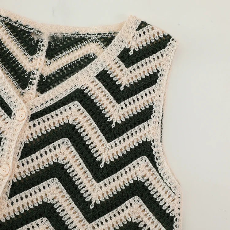 Retro Floral Crochet Crop Top - FM0102000111