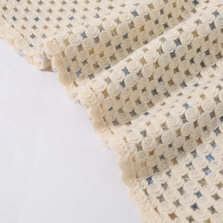 Two-Tone Grid Pattern Crochet Vest - FM0102000113