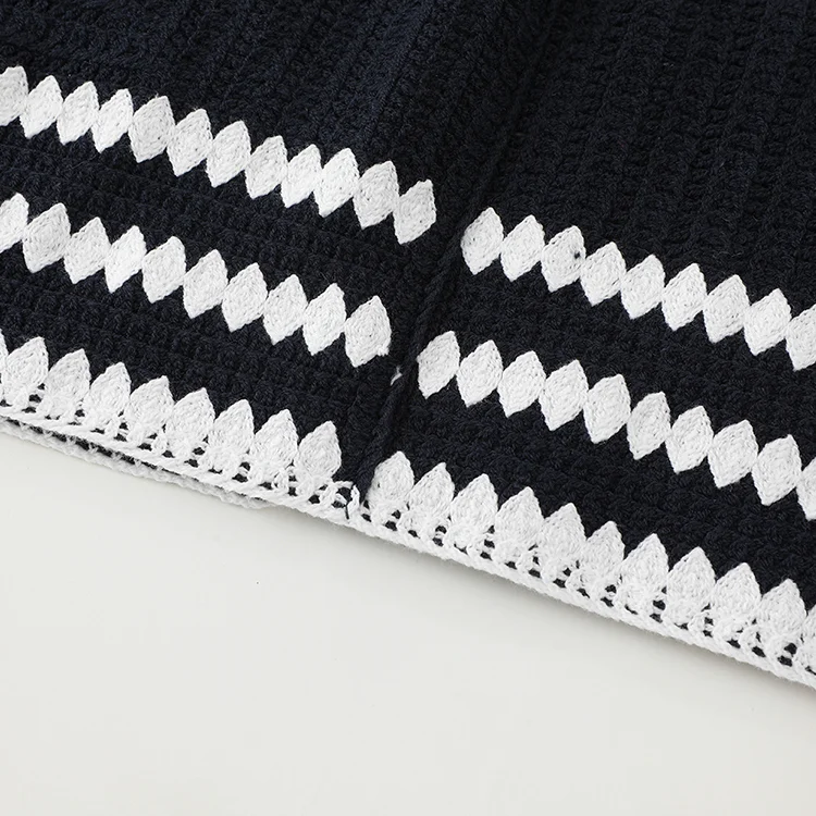 Graphic Contrast Crochet Crop Cardigan - FM0102000150