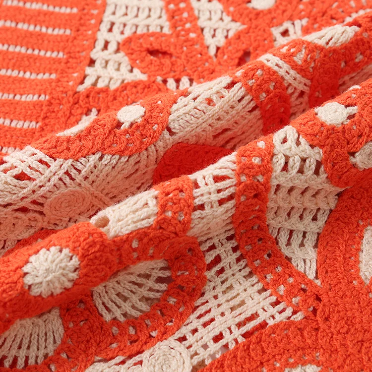 FM0102000169 Retro Floral Crochet Tank Top