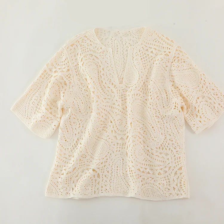 Cream Paisley Crochet Top - FM0102000172