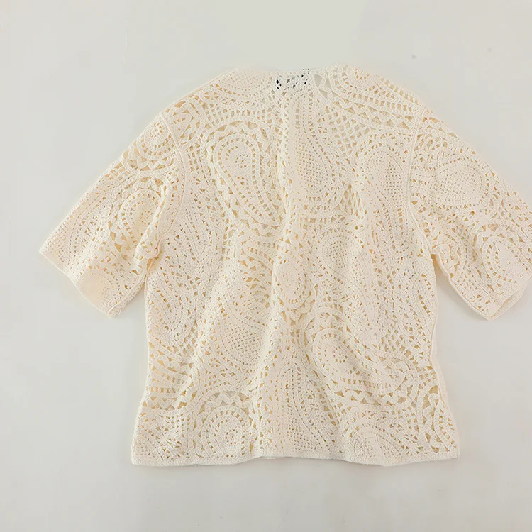 Cream Paisley Crochet Top - FM0102000172