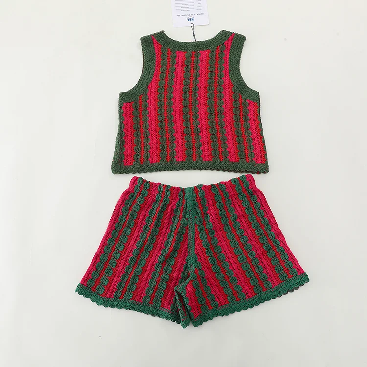 Retro Striped Crochet Set - FM0102000203