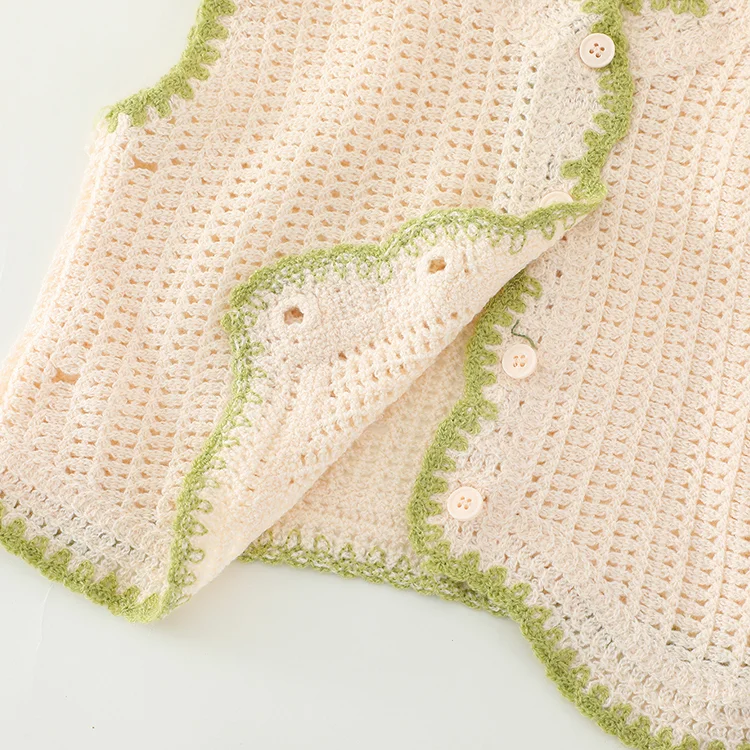 Floral Border Crochet Knit Crop Top - FM0103000126