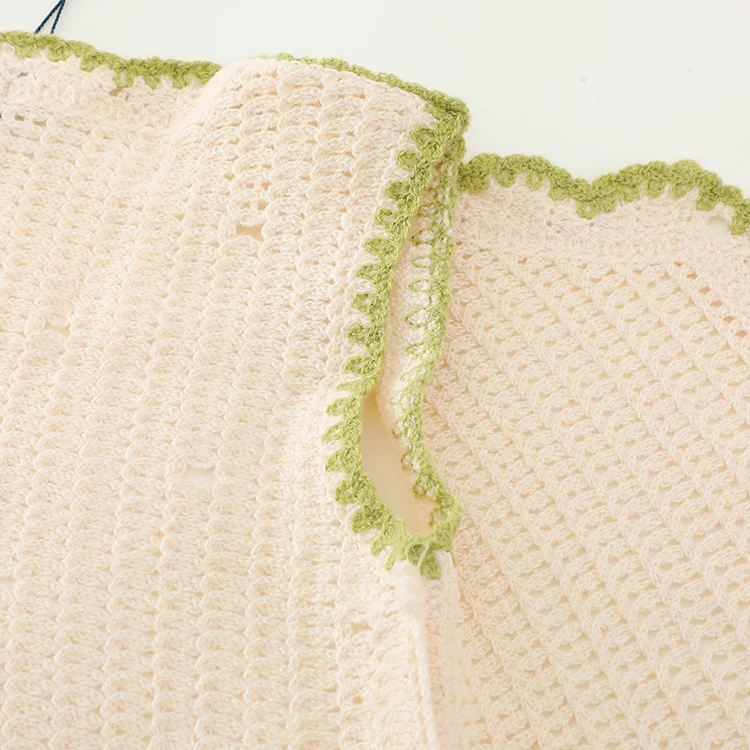 Floral Border Crochet Knit Crop Top - FM0103000126