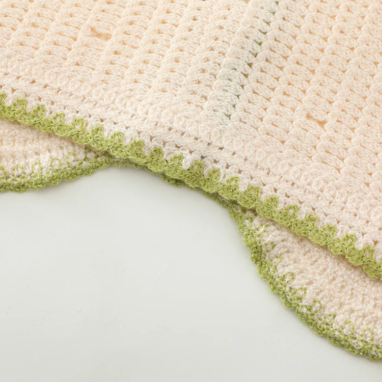 Floral Border Crochet Knit Crop Top - FM0103000126