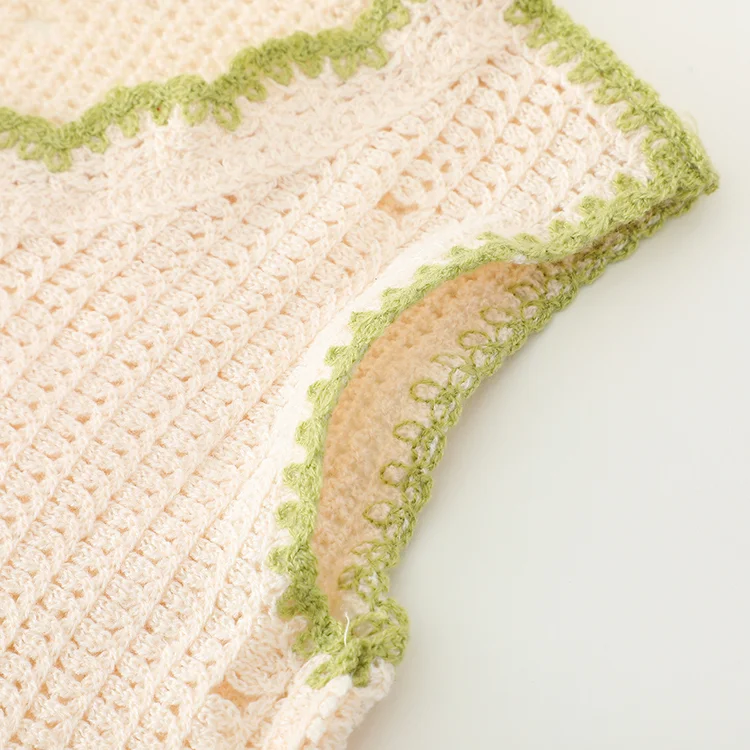 Floral Border Crochet Knit Crop Top - FM0103000126