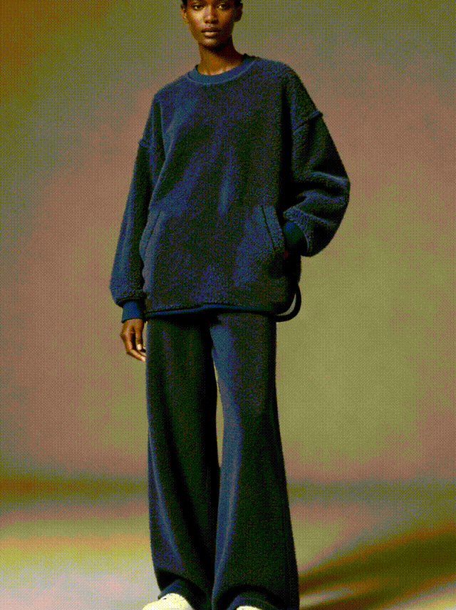 Oversized Sherpa Crewneck with Embossed Rose Back Detail - FM0302000071