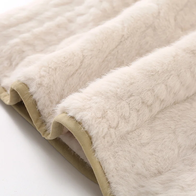 Cable Textured Fleece Vest - FM0302000087