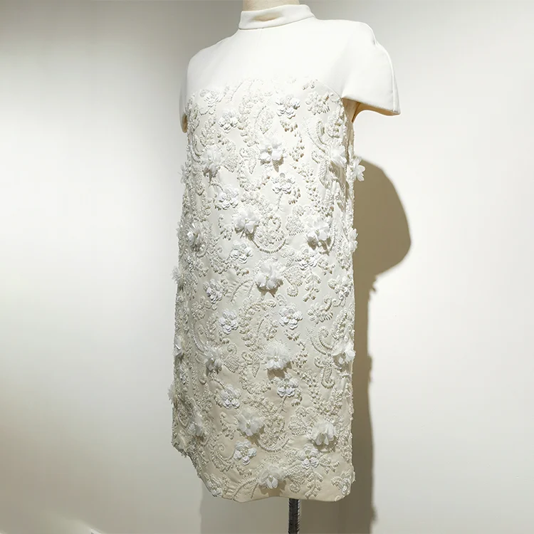 Ivory Floral 3D Beaded Mod Shift Dress - S01105000025