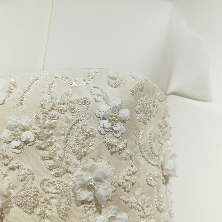 Ivory Floral 3D Beaded Mod Shift Dress - S01105000025