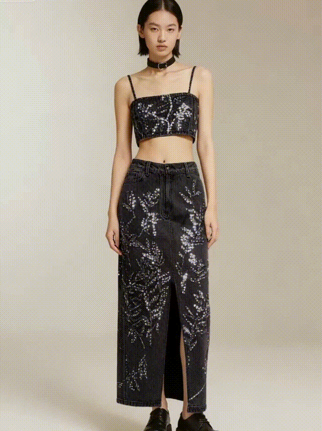 Black Embroidered Sequin Crop Top - S01160000079