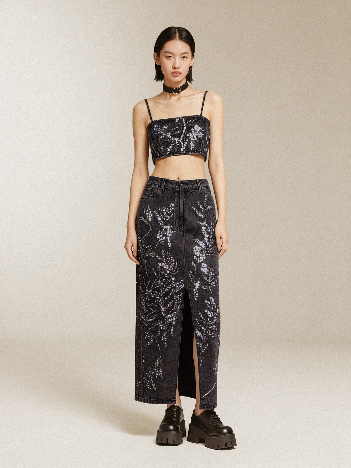 Black Embroidered Sequin Crop Top - S01160000079