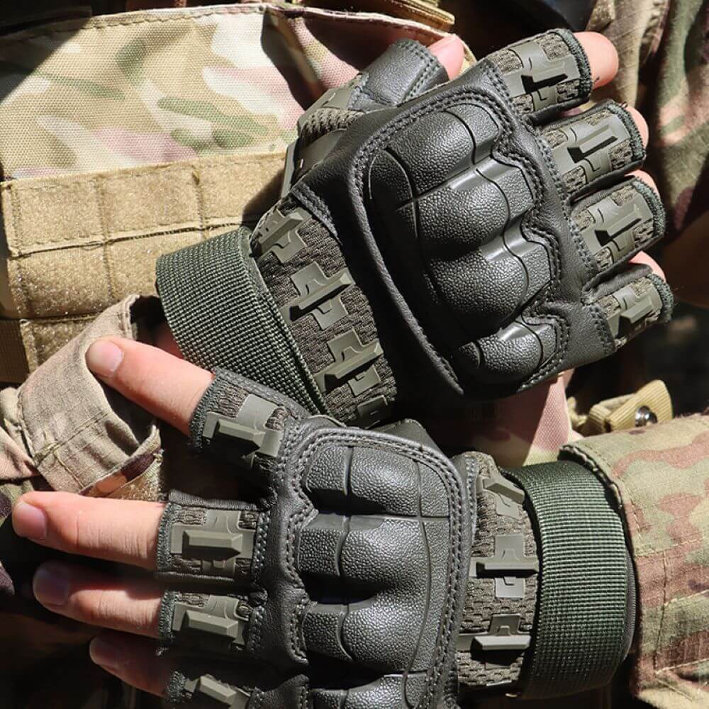 Tactical Touchscreen Gloves – Hard Knuckle Protection & Grip