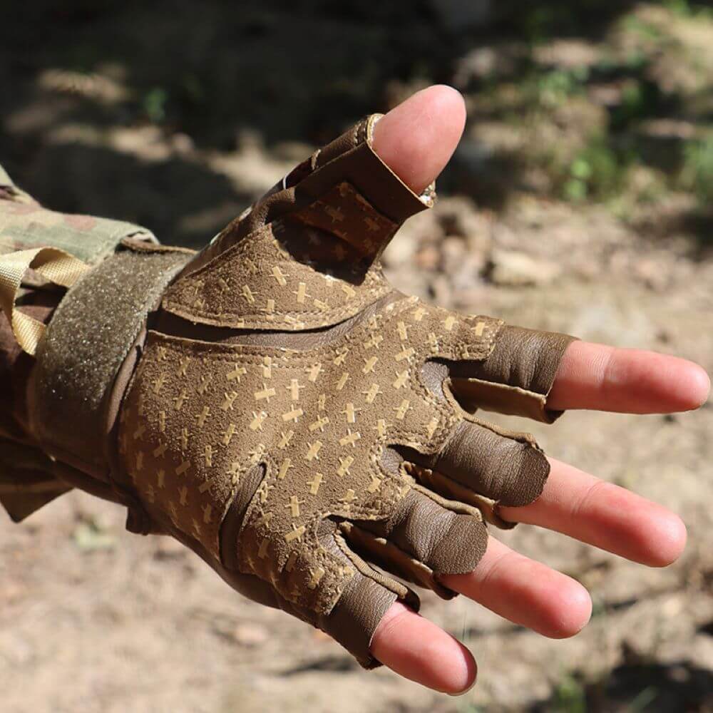 Tactical Touchscreen Gloves – Hard Knuckle Protection & Grip