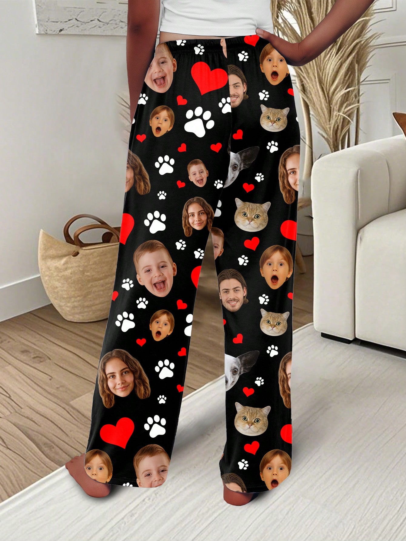 Women's personalized face and pet print trousers, comfortable loungewear for the holiday season, a perfect gift for friends.