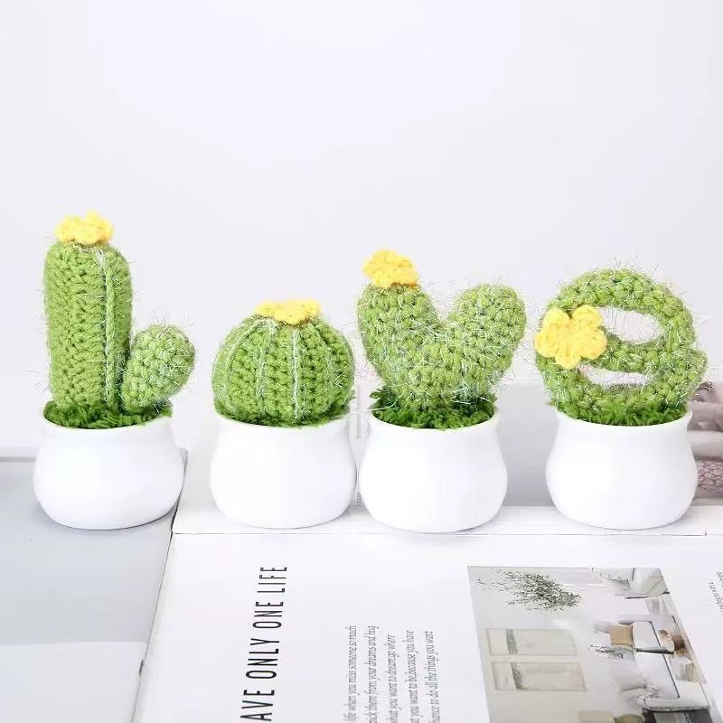 4-Piece Set of Felt Cactus Decor